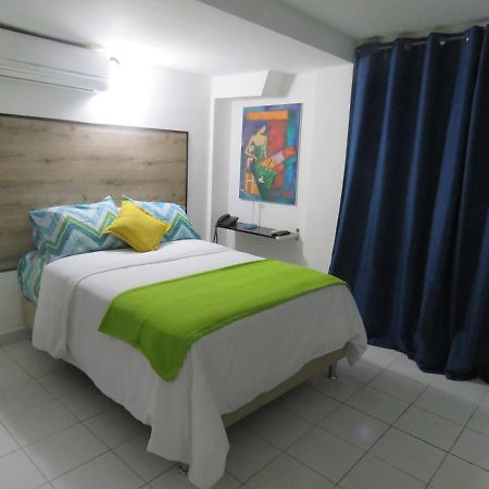 Serenade Lodging Rooms Panama  Extérieur photo